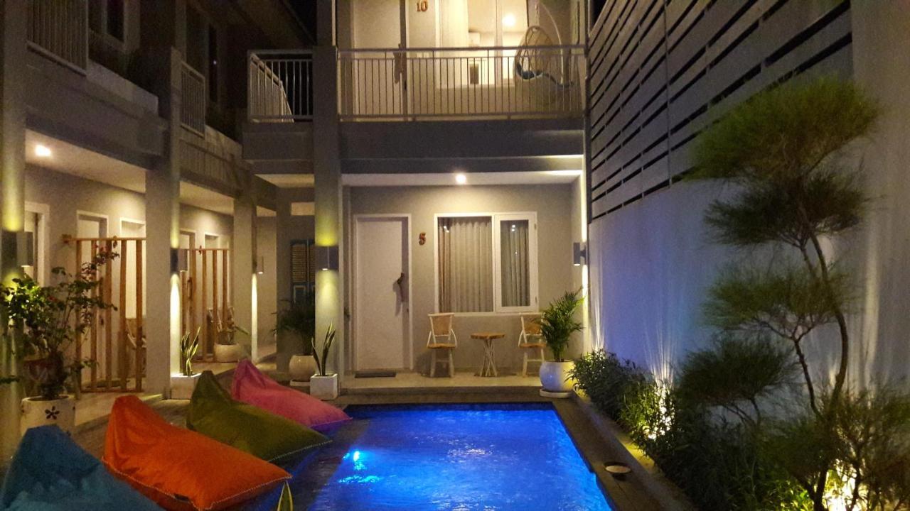 Mantra Gili Hotel Gili Trawangan Exterior photo